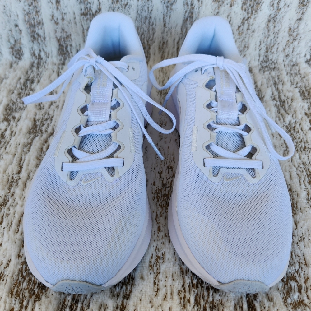 Nike "Downshifter 13" Running Shoe Athletic Sneaker White | Women's Size 8.5 - Picture 4 of 10